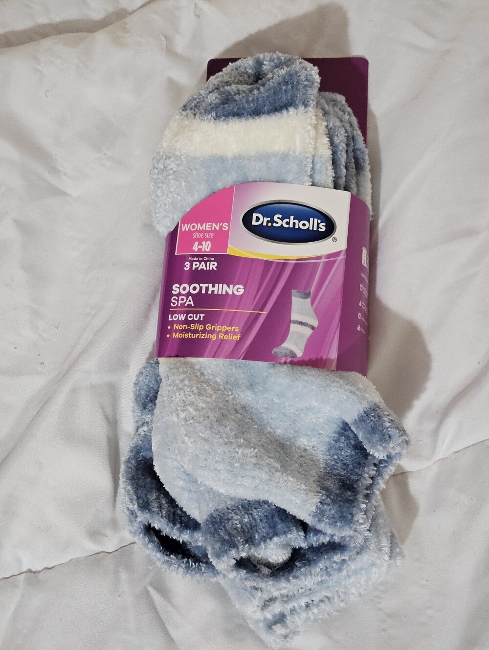 Dr. Scholl's 3 Pairs Women's Blue Soothing Spa Low Cut Non-Slip Socks Size 4-10